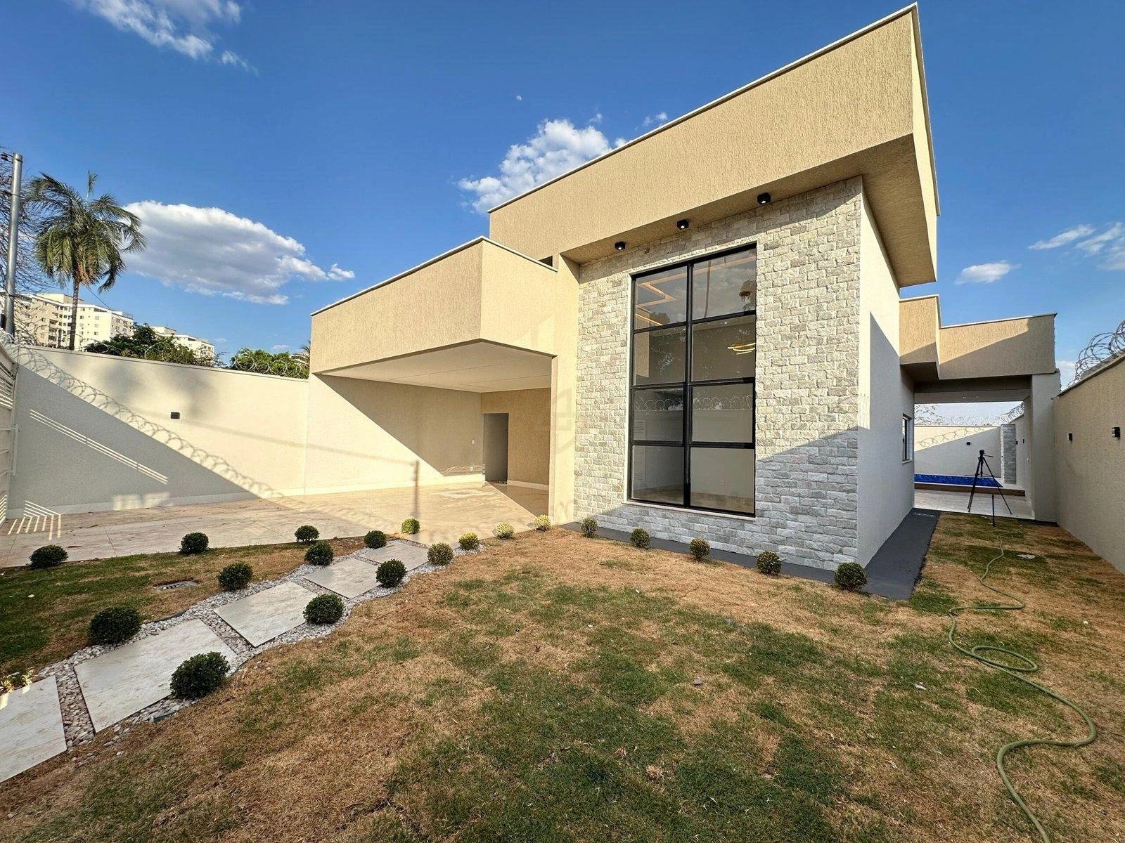 Casa de Condomínio no Chácaras Retiro - Chácaras Retiro, Goiânia - GO - 151 m²