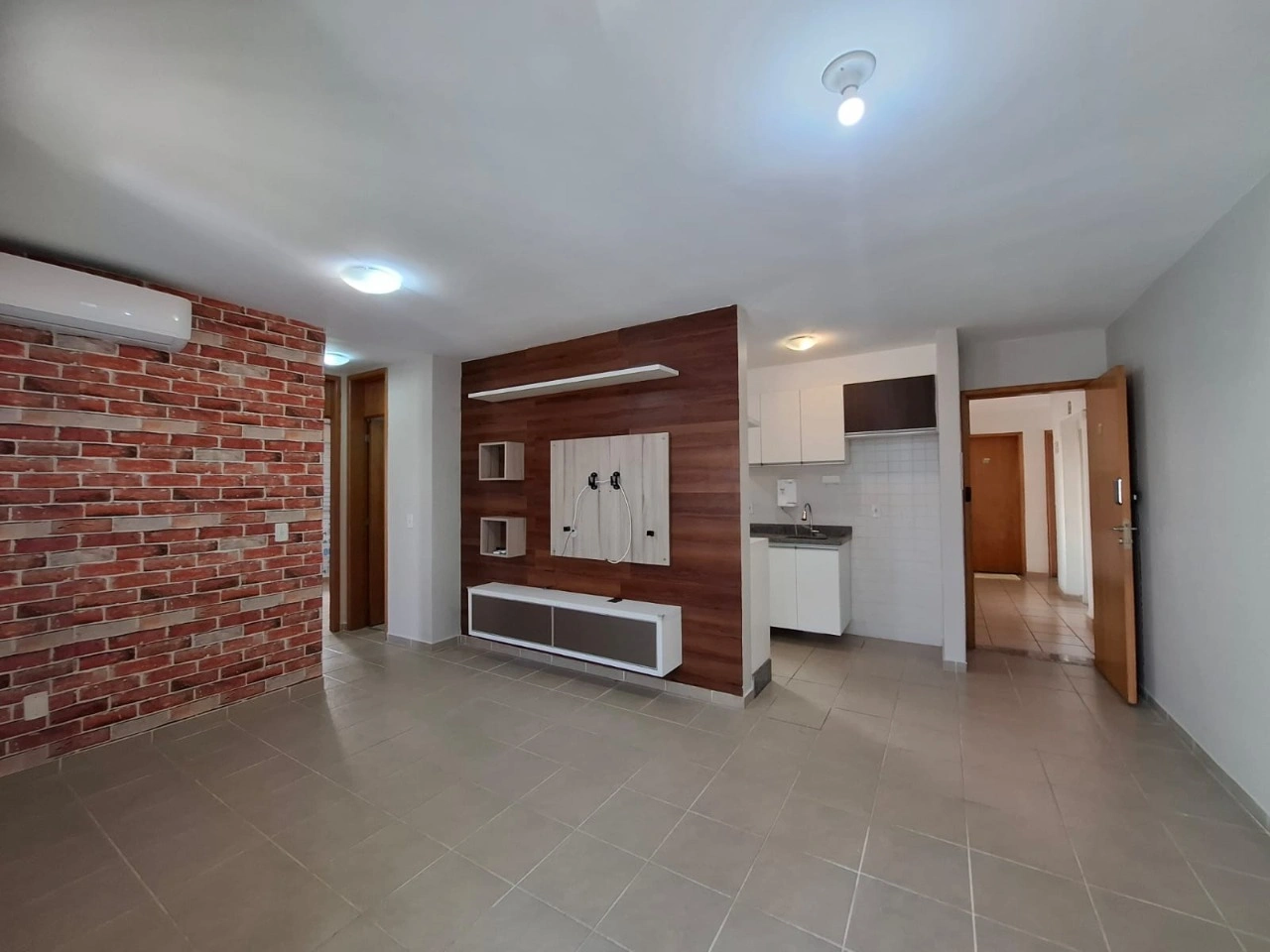 Apartamento no Setor Negrão de Lima - Setor Negrão de Lima, Goiânia - GO - 62 m²